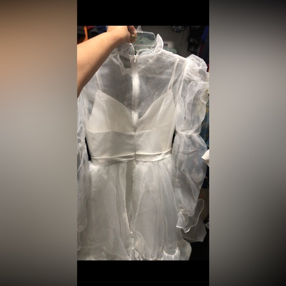 Short Tulle A-Line Wedding dress Long Puff Sleeves High Neck - Picture 6 of 8